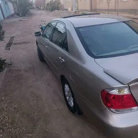 Toyota Camry 2005