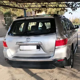 Toyota Highlander 2012