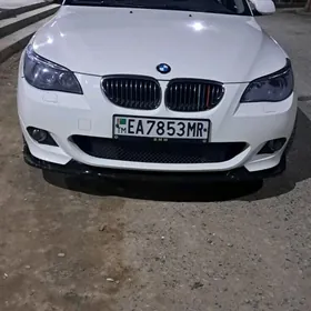 BMW E60 2003