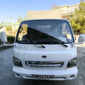 Kia Bongo 2004