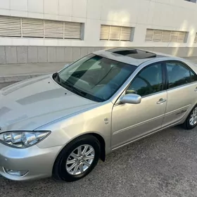 Toyota Camry 2004