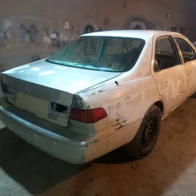 Toyota Camry 1999