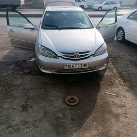 Toyota Camry 2004