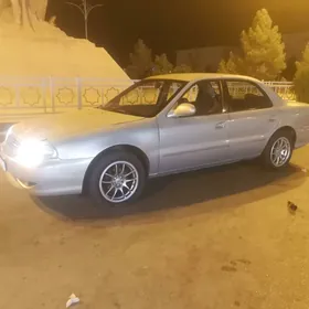 Kia Credos/Clarus 2000