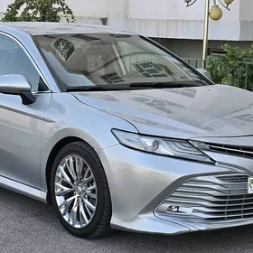 Toyota Camry 2020