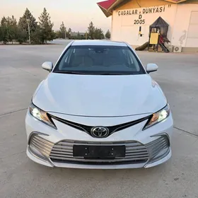 Toyota Camry 2022