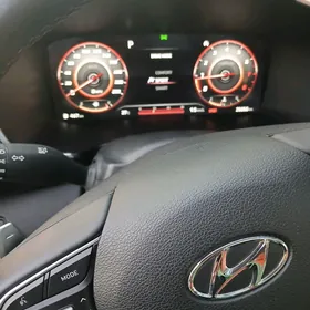 Hyundai Santa Fe 2023