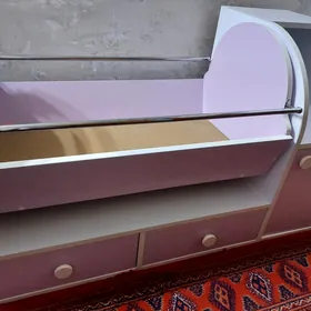 Детская кровать