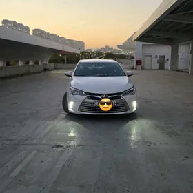 Toyota Camry 2017