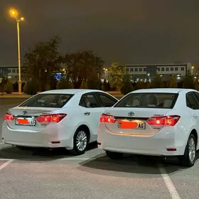Toyota Corolla 2015