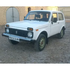Lada Niva 1986