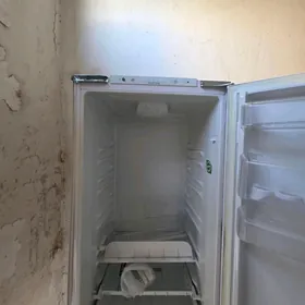 Холодильник фирма ТЕКА