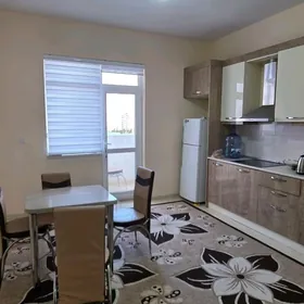 Mir 8/4 Surikowa 3 et 2 KOM