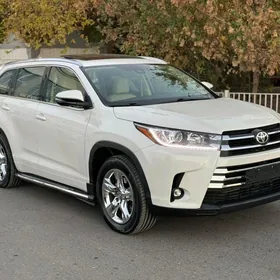 Toyota Highlander 2018