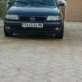 Opel Astra 1996
