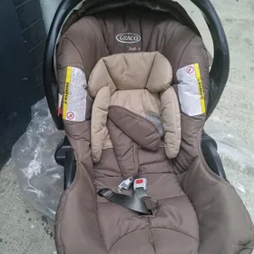 автокресло