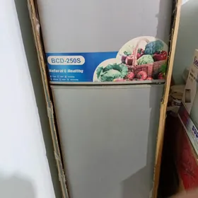 Халаделник