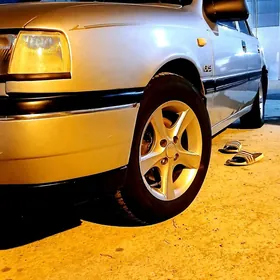 Opel Vectra 1989