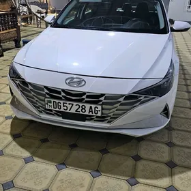 Hyundai Elantra 2021