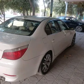 BMW E60 2005