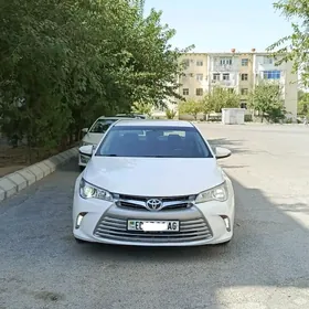 Toyota Camry 2017