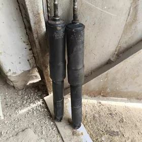 Tundra 2004 amertizator