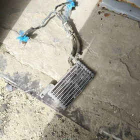 Jeep Pathfinder karopka radiat