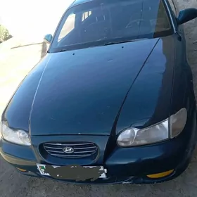 Hyundai Sonata 1996