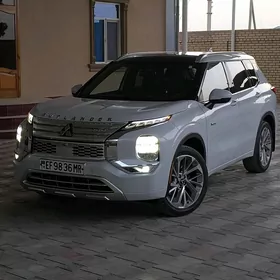 Mitsubishi Outlander 2022