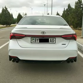 Toyota Avalon 2019