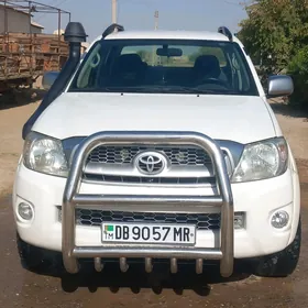 Toyota Hilux 2010