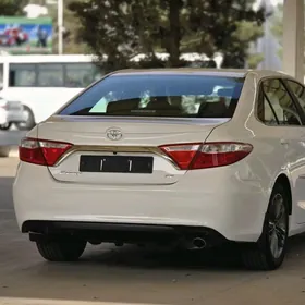 Toyota Camry 2017