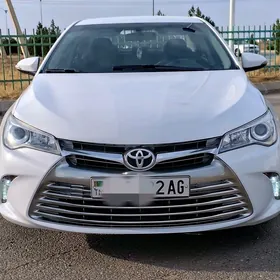 Toyota Camry 2017