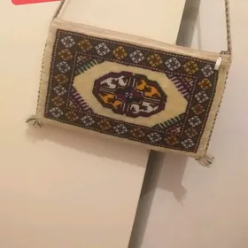 Haly sumka we žemçuk kaşilok.