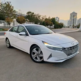 Hyundai Elantra 2020