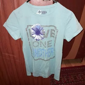 Женские футболки