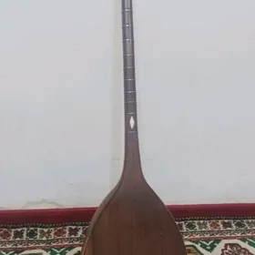 Turkmen Dutar