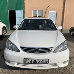 Toyota Camry 2004