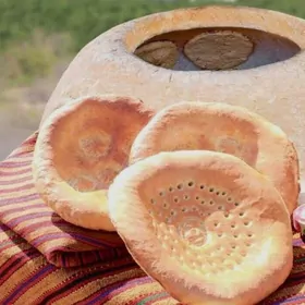 Ÿapyjy hem hamyrçy gerek