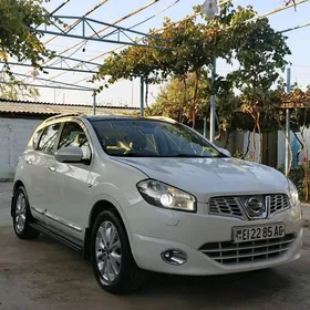 Nissan Qashqai 2012