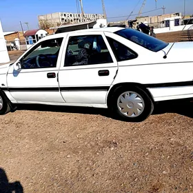 Opel Vectra 1991
