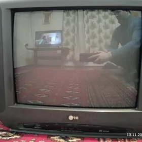 Телевизор  LG
