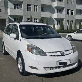 Toyota Sienna 2006