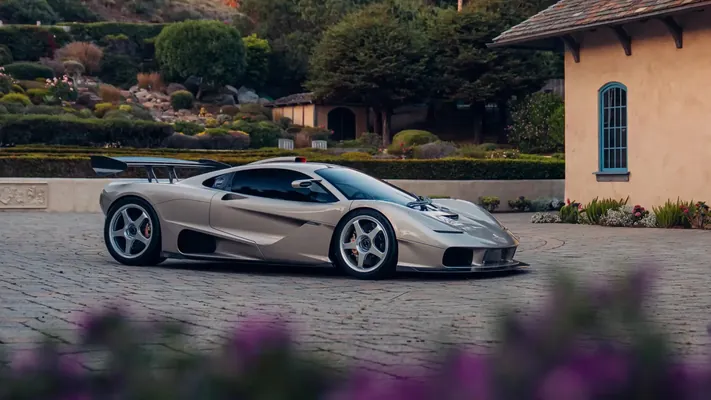 McLaren F1-i döredeniň superkary entek ýygnalmanka 20 million dollara satylýar