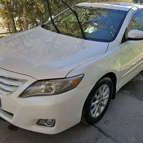 Toyota Camry 2011