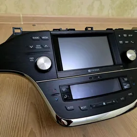 Avalon Uly Monitor JBL