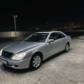 Mercedes-Benz S-Class 2000