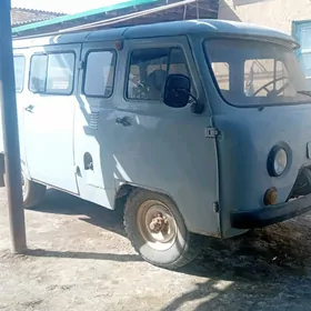 UAZ 2206 1999