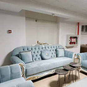 ️Diwan troýka Täçli ️