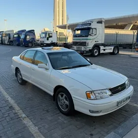 Toyota Avalon 1999